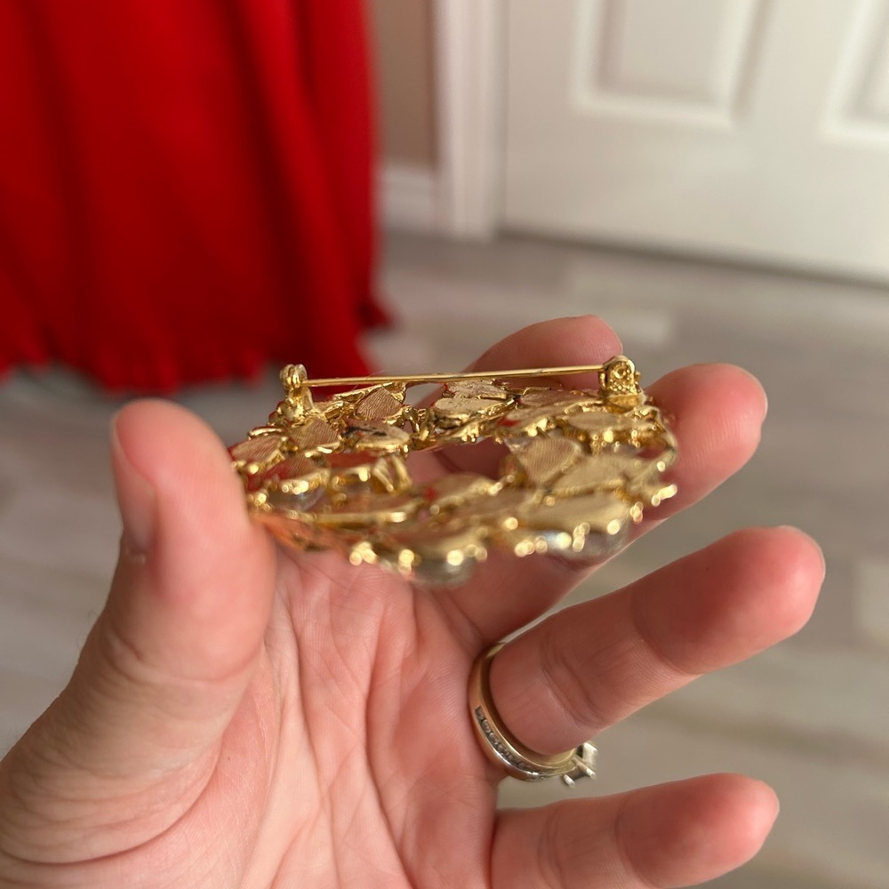 AB boralis Elegant Gold and Iridescent Crystal Jewelry Set 😍 - Picture 8 of 8
